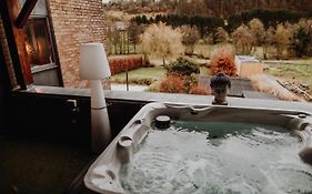 At Home - Jacuzzi Privatif